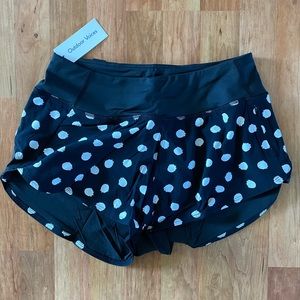 Outdoor Voices Exercise Short